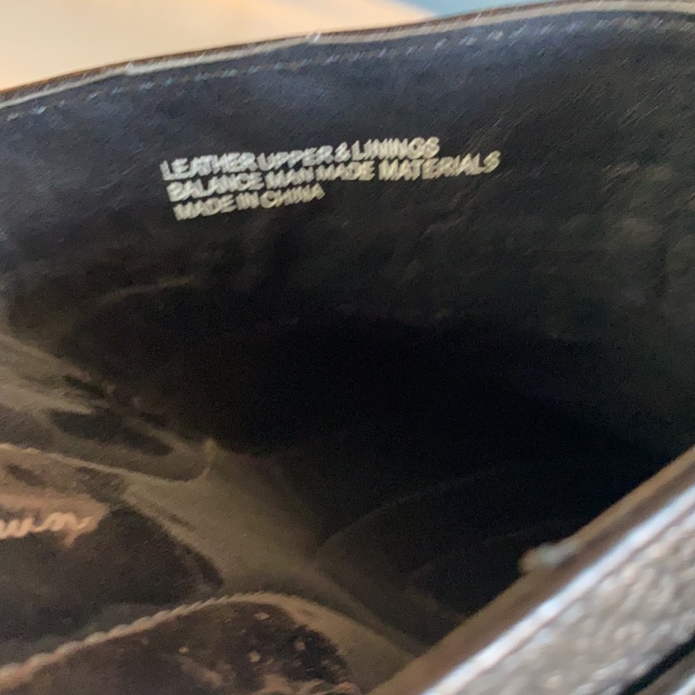 Barn Crown Black clogs. - Picture 5 of 7